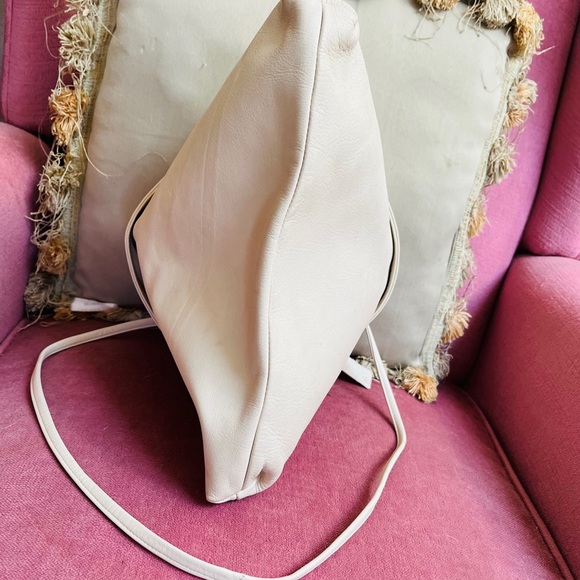 Vintage genuine leather shoulder handbag/convertible clutch-Macy’s Exclusive - Picture 7 of 13